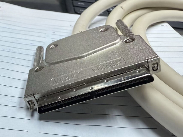 SCSI 100P 電纜組裝